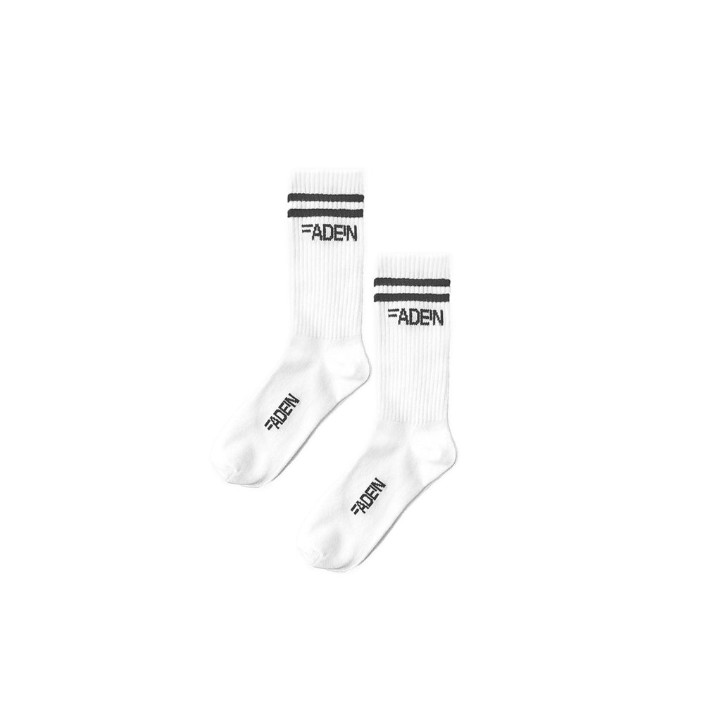 64fa7464983fea3f4f05e5c2_socks_1753156737208.jpg