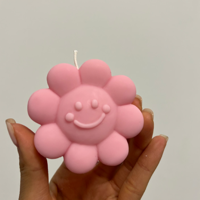SMILE FLOWER CANDLE