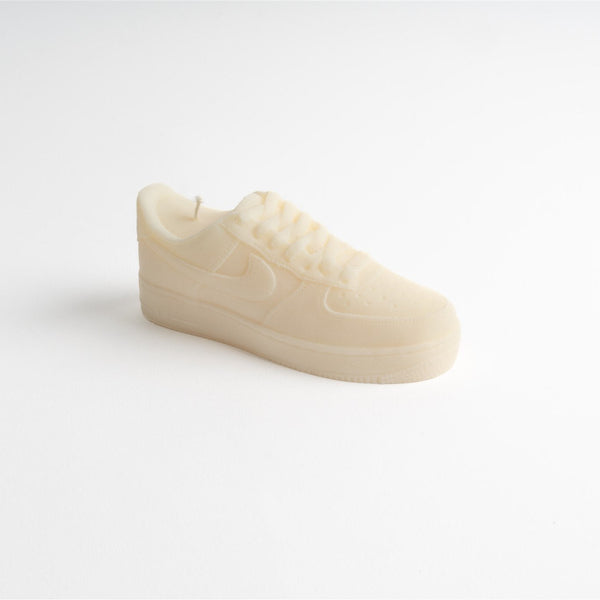 LOW TOP SNEAKER